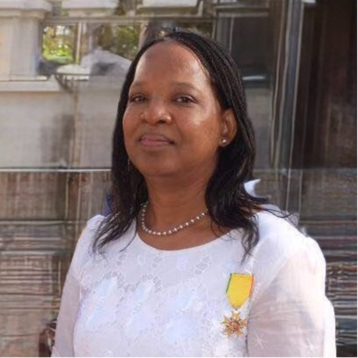 Madame Sidibé Adama Traoré, fondatrice d'Aïna Consulting, décorée de l'Ordre national du Mali